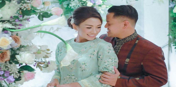 Tak Lama Lagi Menikah, Calon Suami Melanie Putria Kena Tumor Otak