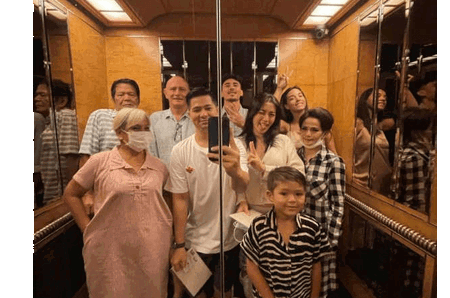 8 Potret Jessica Iskandar dan Ibu Mertua, Terlihat Akrab dan Hangat!