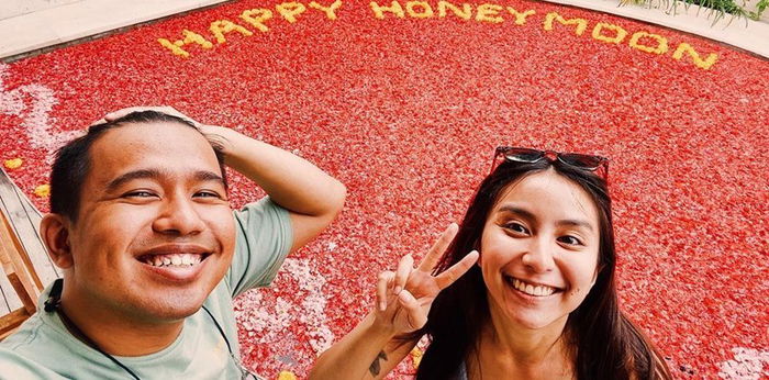 6 Momen Romantis Honeymoon Joshua Suherman dan Clairine Clay di Bali