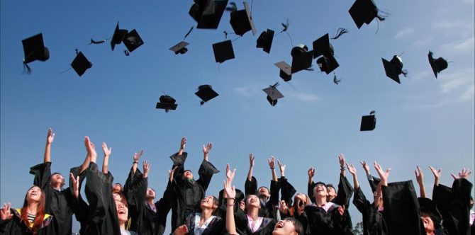 5 Tips Lulus Kuliah Tepat Waktu