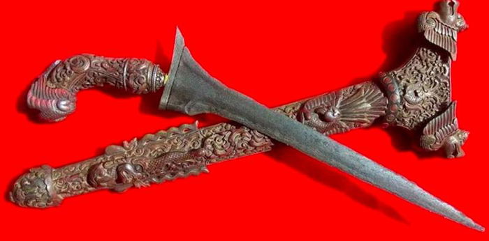 Mengenal Keunikan Keris Bali yang Sarat Sejarah, Apa Bedanya dengan Keris Jawa?