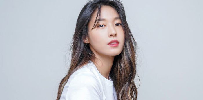Langsing dan Menawan, 10 Rahasia Tubuh Indah Seolhyun ‘AOA’ yang Bisa Ditiru!