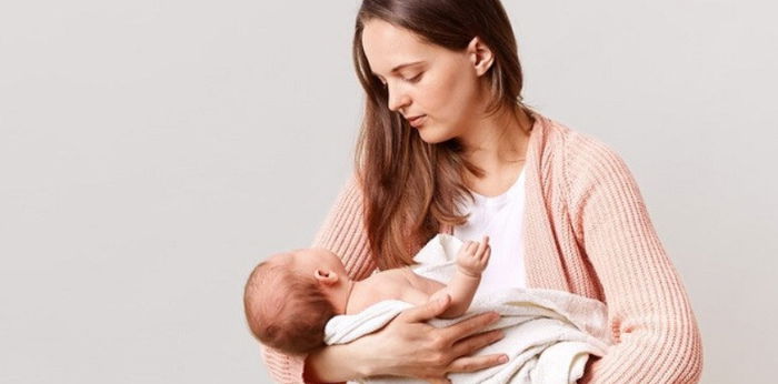 Mitos atau Fakta, Benarkah Bayi Lahir Cesar Lebih Sulit Mendapatkan ASI?