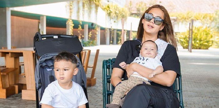 Gaya Parenting Paula Verhoeven: Positif dan Persuasif, Hindari Kata ‘Jangan’ Saat Melarang!