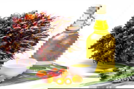 9 Manfaat Minyak Sawit, Hilangkan Jerawat hingga Mencegah Kanker!