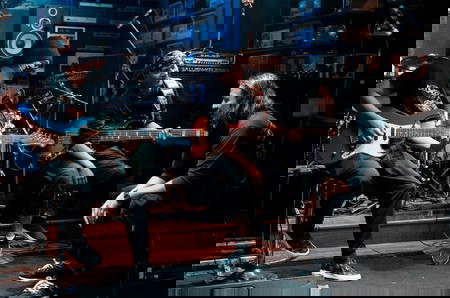 Ello jadi vokalis band Dewa 19