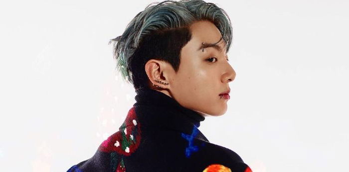 Jungkook BTS Lulus Kuliah dan Diberi Penghargaan