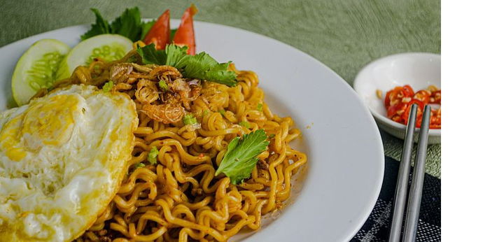 Kandungan Gizi Mie Instan, Makanan yang Sering Dianggap Tak Sehat