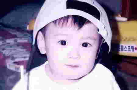 10 Foto Transformasi Cha Eun Woo, Sudah Tampan Sedari kecil!