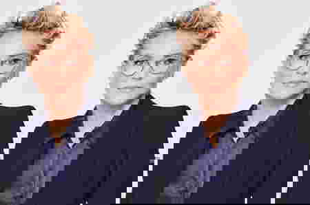 artis yang didiagnosa aphasia