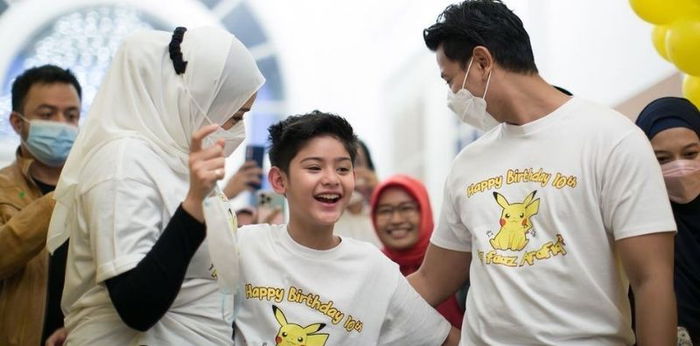 9 Potret Menawan King Faaz, Anak Fairuz A Rafiq yang Tengah Jadi Perhatian
