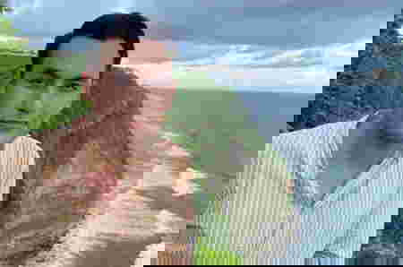 artis indonesia kelahiran mei