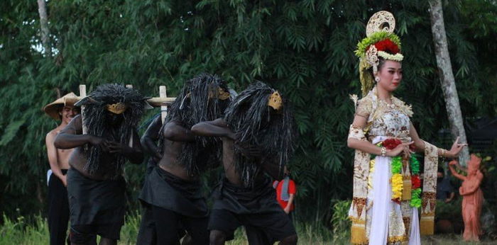 Unik, Manusia Berdandan Sebagai Kerbau dalam Tradisi Kebo-keboan
