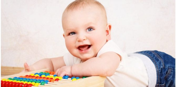 Melatih Kecerdasan Bayi 6 Bulan, Berikut Hal yang Perlu Dicatat!