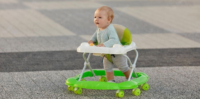Lebih Aman dan Minim Risiko, Ini Tips Belajar Jalan Tanpa Baby Walker!