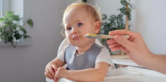 Kenali 7 Penyebab Bayi Tidak Suka Nasi dan Cara Menghadapinya!