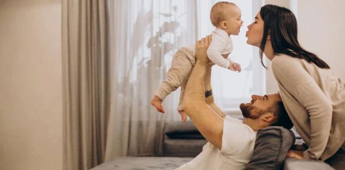 Pentingnya Dukungan Keluarga Pasca Melahirkan Demi Kesehatan Jiwa Ibu dan Bayi