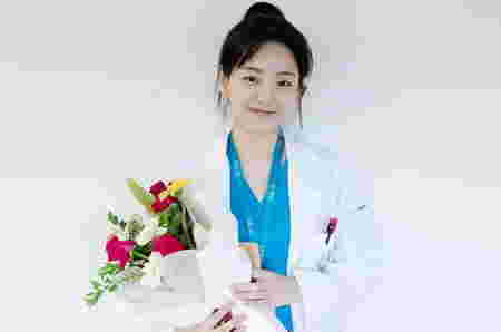 Biodata Cho Yi Hyun Hospital Playlist