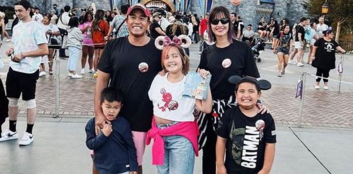 Usai Bebas dari Penjara, Ini Potret Bahagia Nia Ramadhani dan Keluarga Saat Lebaran di Amerika