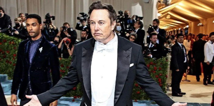 Elon Musk Hadiri Met Gala 2022, Lihat Siapa Perempuan yang Ia Gandeng!
