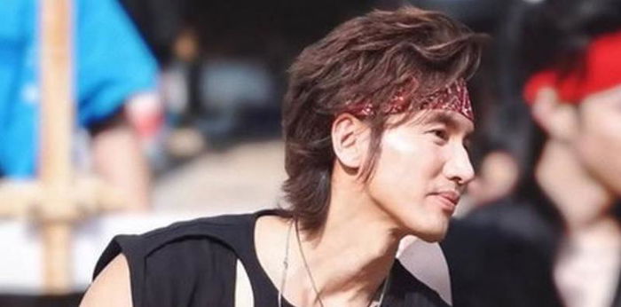 Jerry Yan Berdandan ala Tao Ming Tse "Meteor Garden", Awet Muda!