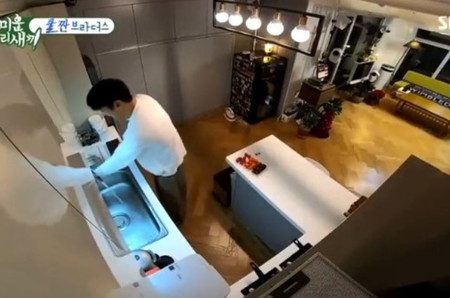 Ternyata Sudah Tajir Sejak Lahir, Begini Penampakan Rumah Choi Siwon Super Junior