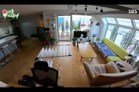 Potret Sederhana Rumah Choi Siwon