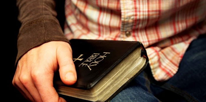 15 Ayat Alkitab Tentang Perceraian yang Penting Jadi Renungan
