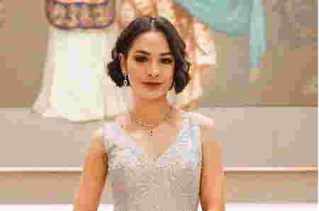 Selebriti Perempuan Penyintas Kanker - Andien Aisyah