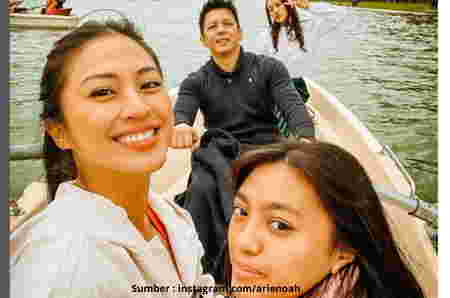 berlibur ke paris ariel dan alleia