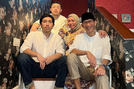Sukses Sebagai Musisi dan Pebisnis, Ini Sumber Kekayaan Melly Goeslaw