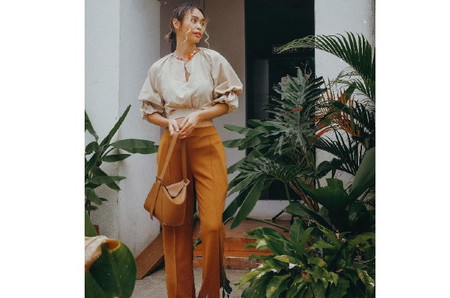 10 Inspirasi Outfit Cewek Bumi, Bikin Penampilan Lebih Keren! 