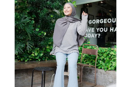 Outfit cewek bumi