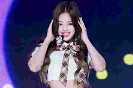 9. jennie idol