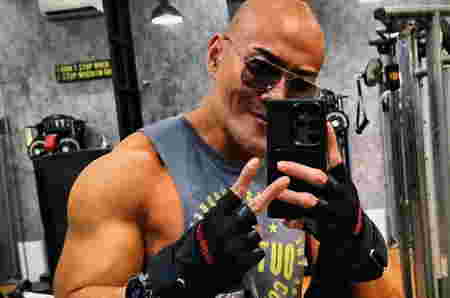 Artis terkaya Indonesia