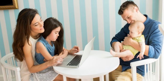 Persiapkan Anak Menjadi Netizen yang Baik, Lakukan CINTA ya Parents!