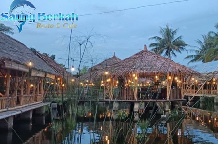 Restoran Bertema Saung Desa