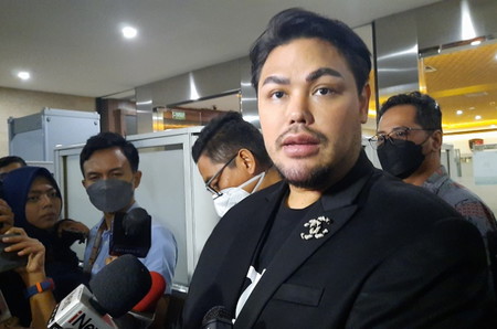 kontroversi Ivan Gunawan