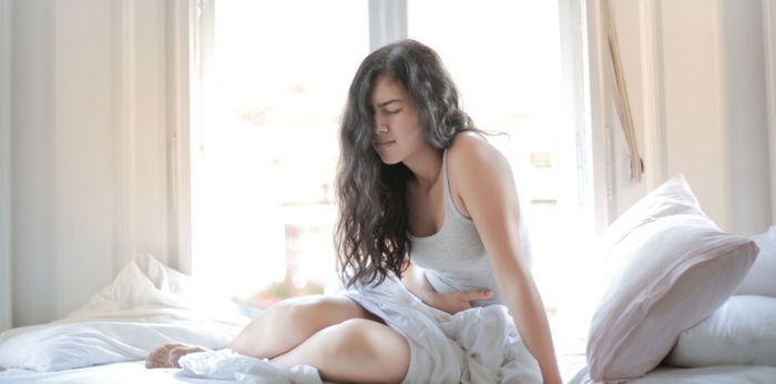 Jangan Tahan Kentut! Influencer Asal Brazil Sampai Harus Pakai Kursi Roda