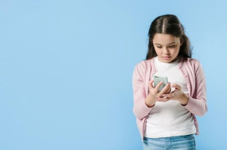 Persiapkan Anak Menjadi Netizen yang Baik, Lakukan CINTA ya Parents!