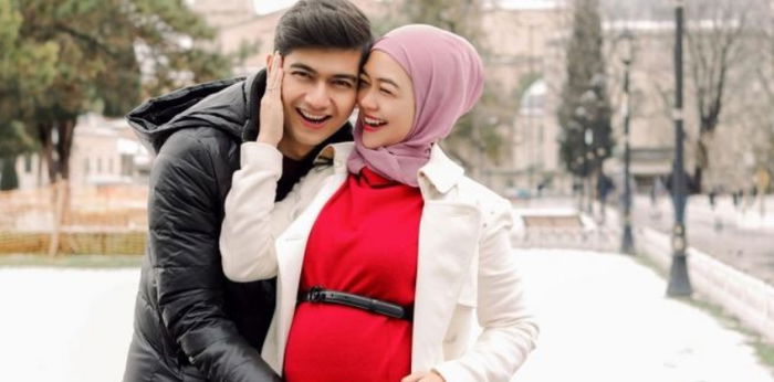 Momen Ria Ricis dan Suami Belanja Perlengkapan Bayi Tuai Kritik