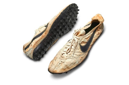 nike waffle moon shoe