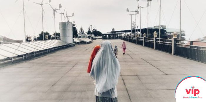 "Dinyinyiri karena Memilih jadi Fulltime Mom, Tapi Aku Tak Pernah Menyesal"