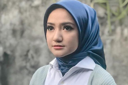 9 Perjalanan Spiritual Marcella Simon, Sempat Mualaf Kini Kembali ke Kristen
