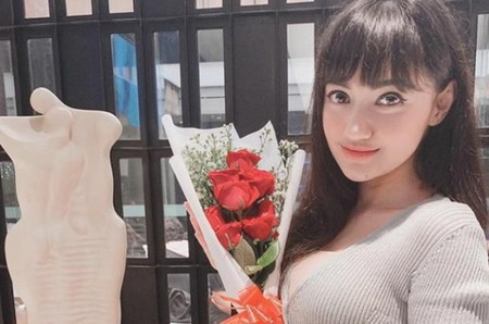 9 Perjalanan Spiritual Marcella Simon, Sempat Mualaf Kini Kembali ke Kristen