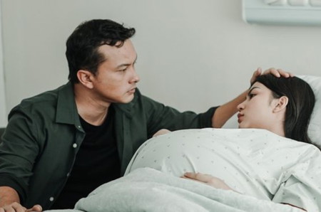 Mesranya Ariel Tatum dan Nicholas Saputra di Sayap Sayap Patah, Bikin Baper!