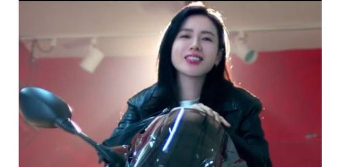 Son Ye Jin Ambassador Minuman Indonesia, Tampil Kece Naik Moge