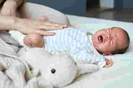 Ciri-ciri Bayi Sesak Napas, Kenali Bedanya dengan Gejala Asma