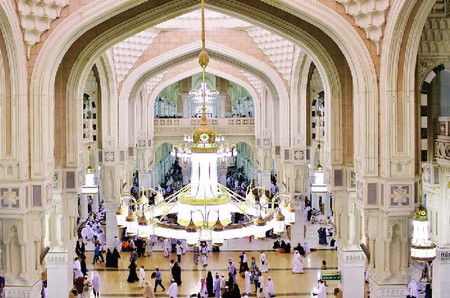 perbedaan haji dan umroh