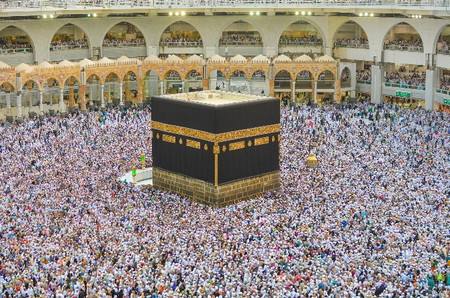 5 Perbedaan Haji dan Umroh yang Penting Diketahui Umat Muslim